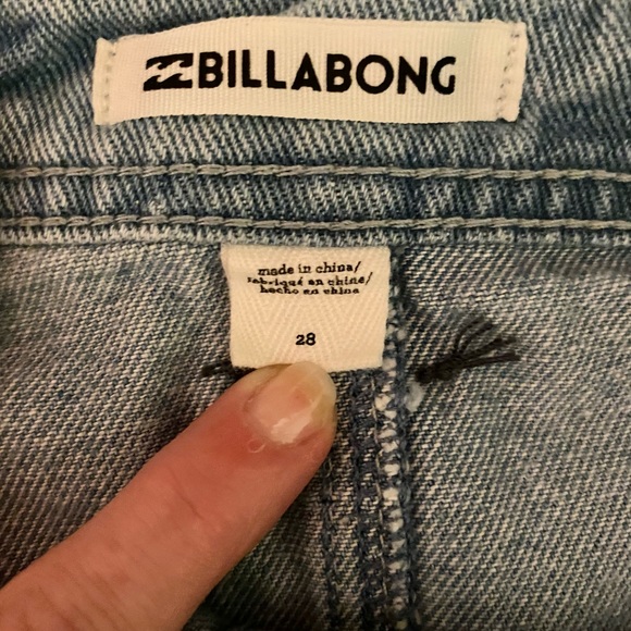 Pool Blue Zip-Front Pocket Denim
Skirt - Women - Picture 4 of 6